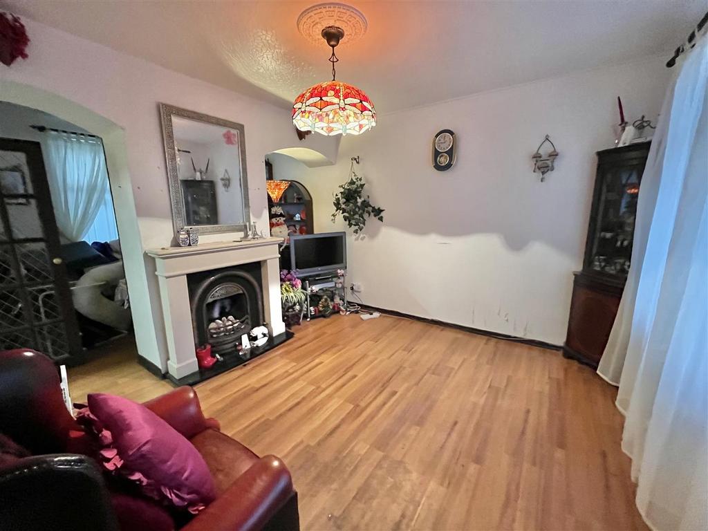 Through Lounge &amp; Dining Room