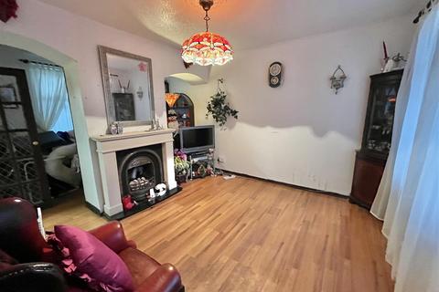 3 bedroom end of terrace house for sale, Etherow Way, Hadfield, Glossop
