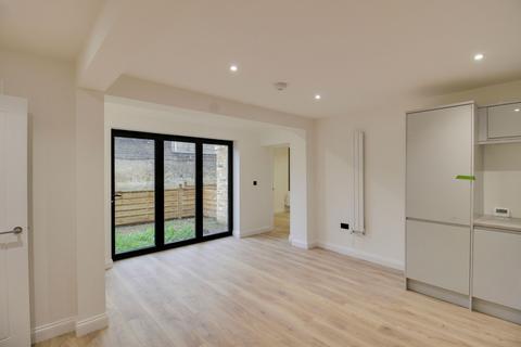 3 bedroom terraced house for sale, Yorks Mews, St Neots PE19