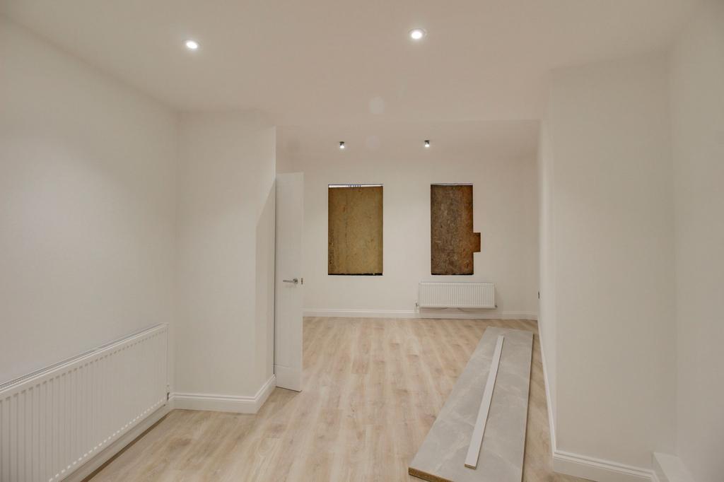 Bedroom / Reception Room