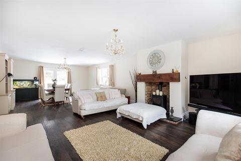 undefined, Morpeth NE61