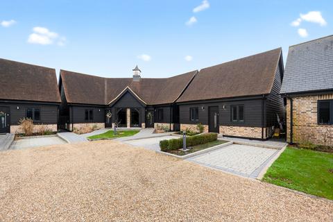 undefined, Dennises Lane, South Ockendon, RM15