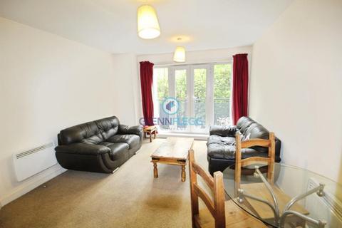 2 bedroom flat to rent, ASPECTS COURT, WINDSOR ROAD, SLOUGH,