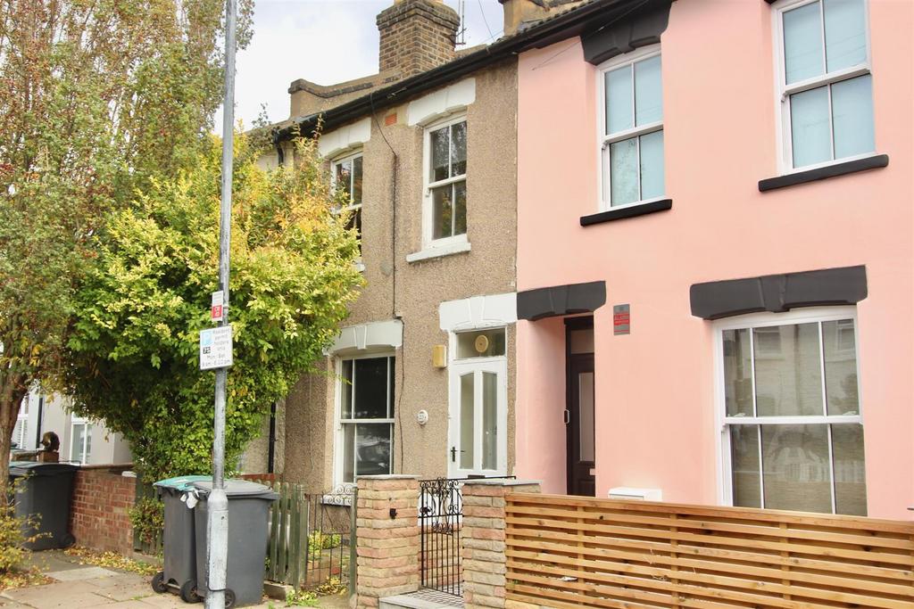 Collingwood Road, N15