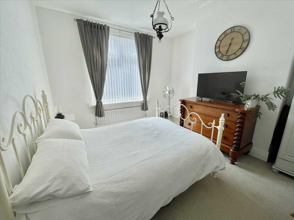 Bedroom no. 1