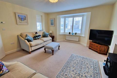 4 bedroom detached house for sale, LLYS PENFRO, NEWTON, PORTHCAWL, CF36 5NQ