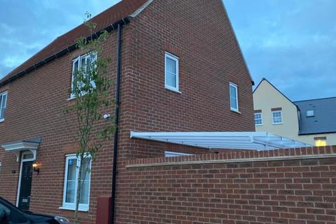 3 bedroom detached house for sale, Pioneer Way,  Kingsmere,  Bicester,  Oxfordshire,  OX26