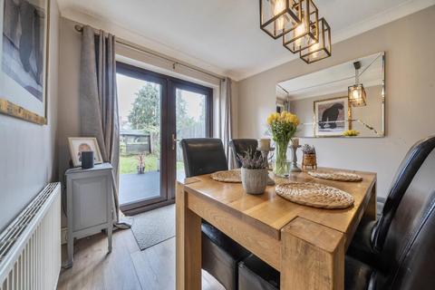 undefined, The Turnery,  Thatcham,  RG19