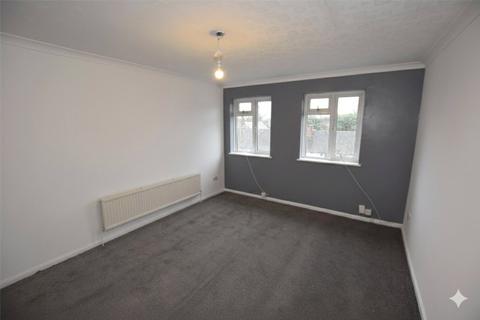 2 bedroom apartment to rent, Main Road, ROMFORD RM2