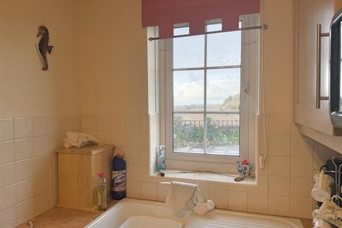 undefined, White House Close, Bideford EX39