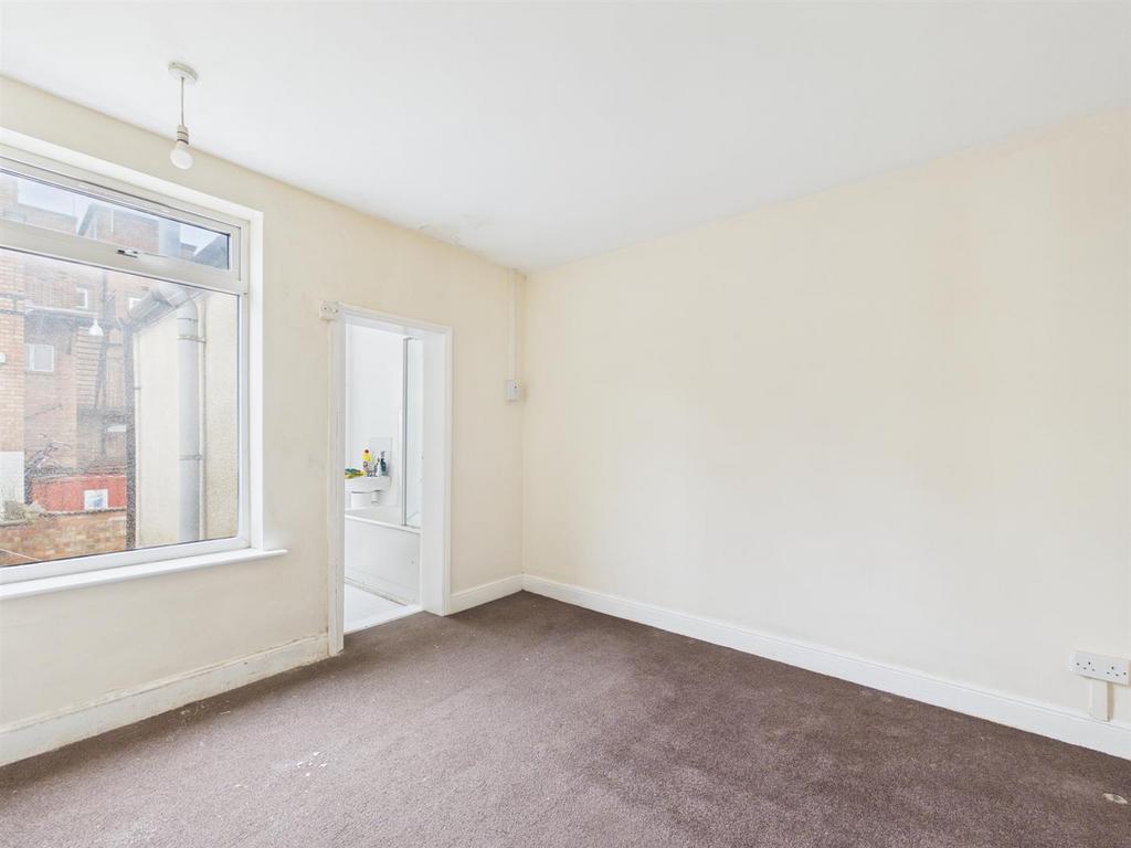 19 Paddock Grove Photos (5).jpg