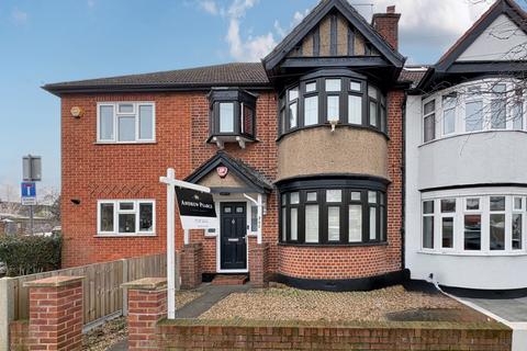 3 bedroom terraced house for sale, Victoria Road, Ruislip HA4