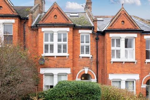 3 bedroom maisonette for sale, Dunstans Road, London