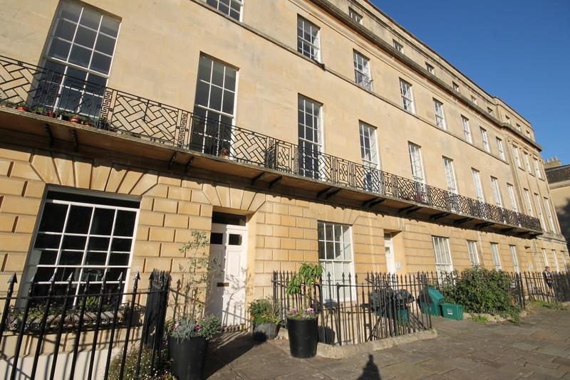 Nelson Place West, Bath BA1 1 bed apartment - £1,100 pcm (£254 pw)