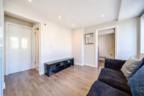 undefined, Peach Street, Wokingham, Berkshire, RG40