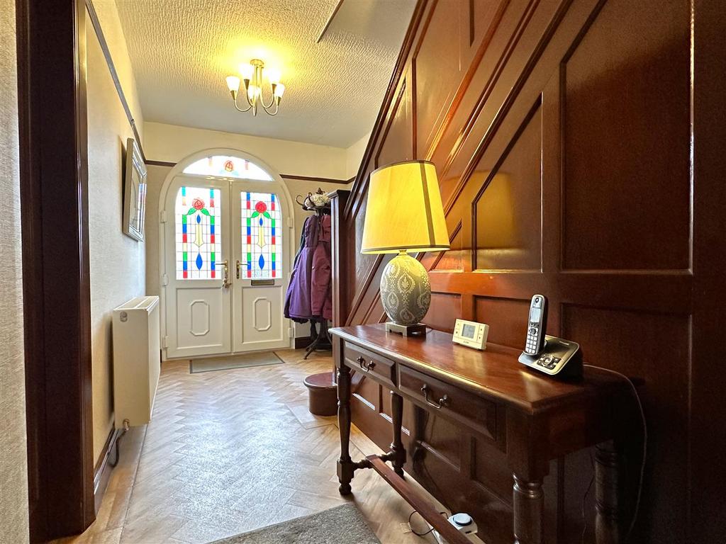 Inviting Reception Hall 580