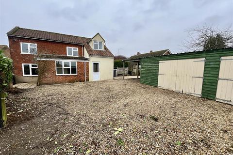 3 bedroom detached house for sale, Norwich Road, Mattishall