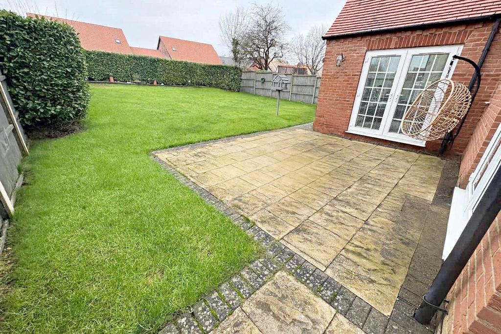 GARDEN USE THIS ONE -NEW.jpg