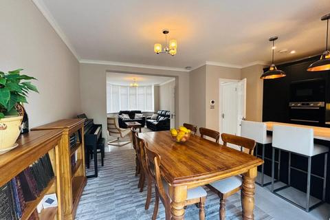 5 bedroom semi-detached house for sale, Stoneyfields Lane, Edgware