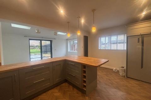 3 bedroom semi-detached house to rent, Cranfield, Bedford MK43