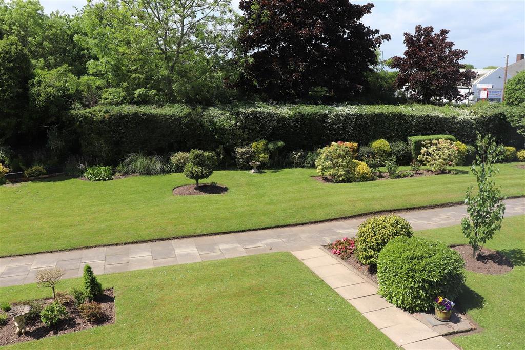 Garden 2.jpg