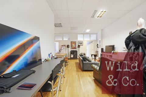 2 bedroom flat to rent, Maun House, Shacklewell Lane, Hackney