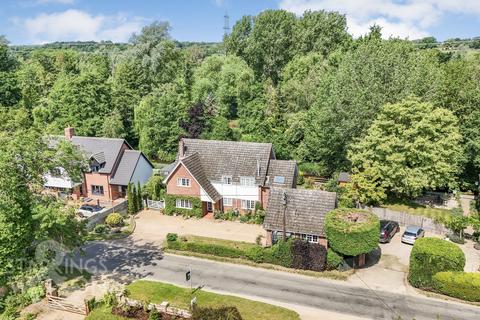 4 bedroom detached house for sale, Low Road, Tasburgh, Norwich