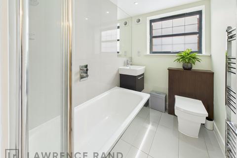 2 bedroom flat to rent, Pembroke Road, Ruislip, HA4