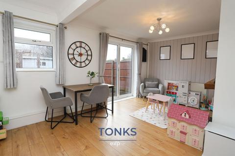 3 bedroom semi-detached house for sale, Marley Road, Kingswinford DY6