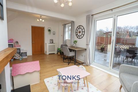 3 bedroom semi-detached house for sale, Marley Road, Kingswinford DY6