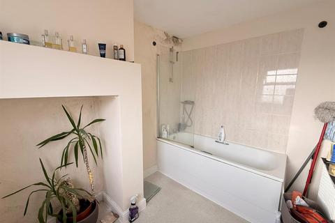 undefined, High Street, Littlehampton BN17