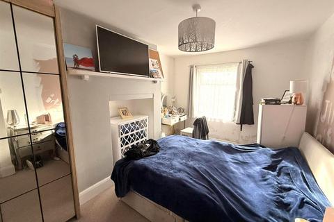undefined, High Street, Littlehampton BN17