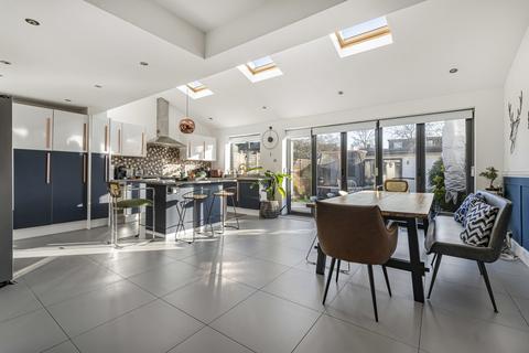 undefined, Albemarle Avenue, Twickenham, TW2