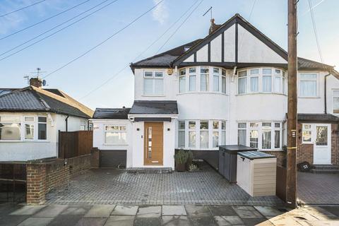 undefined, Albemarle Avenue, Twickenham, TW2