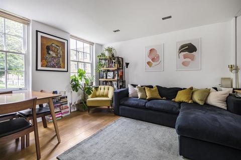 2 bedroom flat to rent, John Spencer Square, London