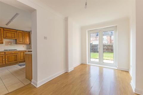 3 bedroom semi-detached house for sale, Pearl Gardens, Cippenham