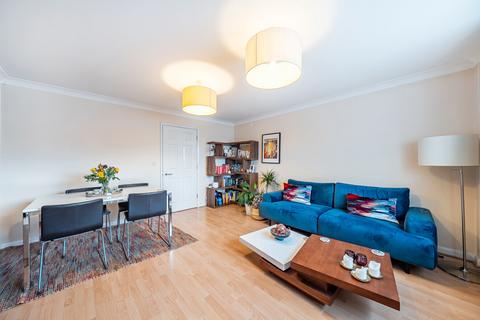 undefined, London Road, Mitcham CR4