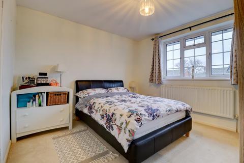 undefined, Taplin Way, High Wycombe HP10