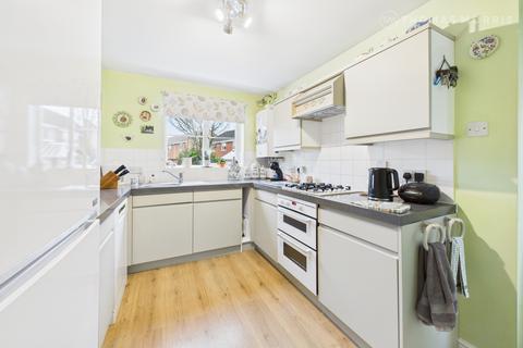 4 bedroom detached house for sale, Admirals Way, St. Neots PE19