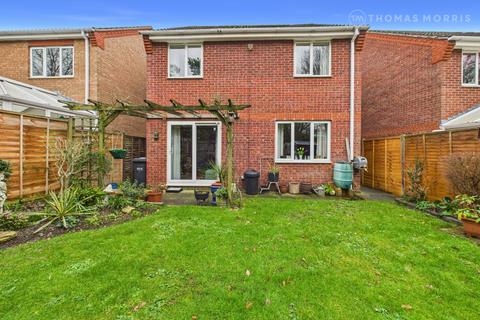 4 bedroom detached house for sale, Admirals Way, St. Neots PE19
