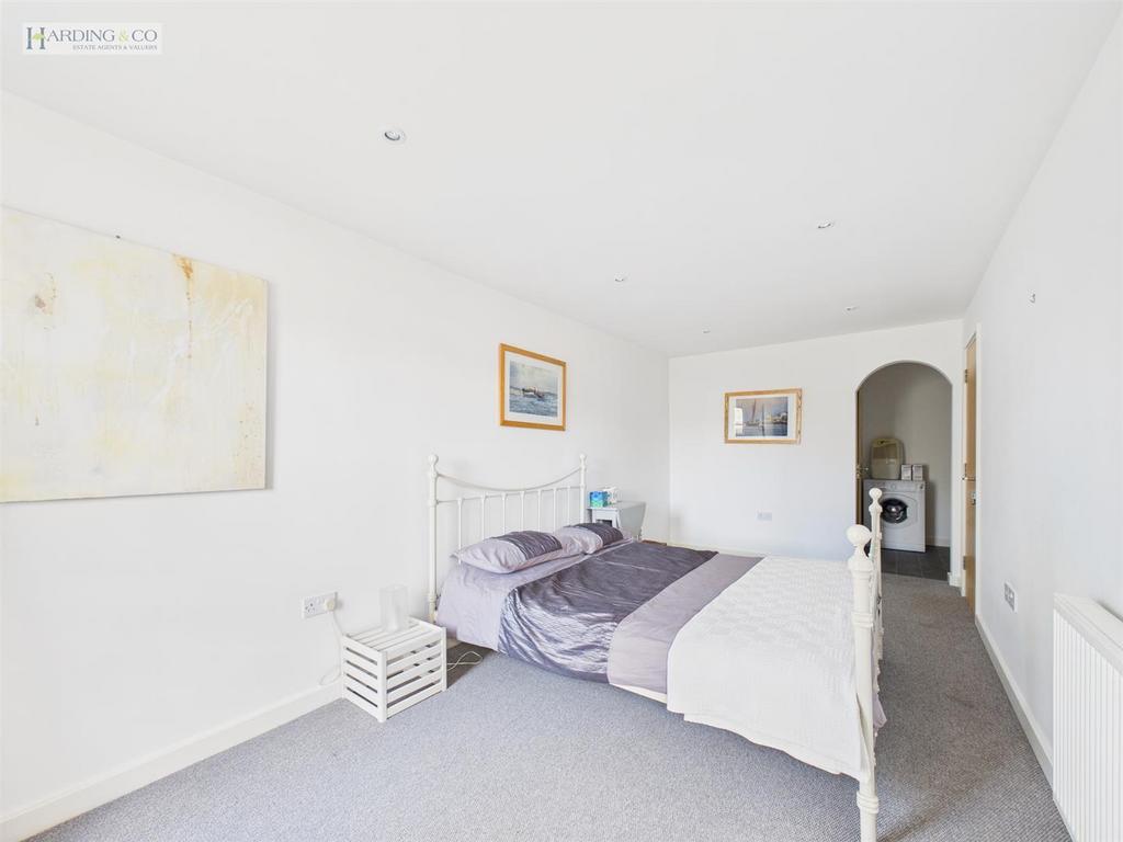 Main Bedroom.jpg