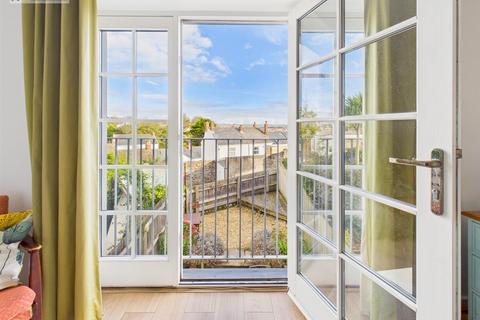 3 bedroom terraced house for sale, Appledore, Bideford