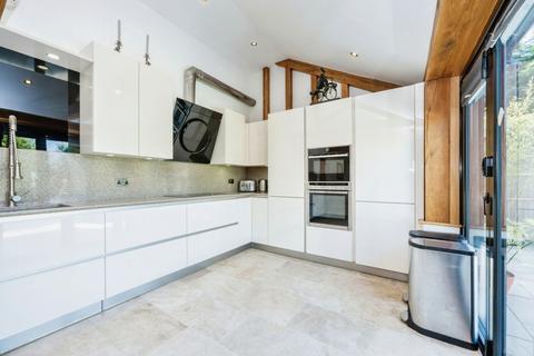 4 bedroom barn conversion for sale, Woodgreen Road, Waltham Abbey, EN9