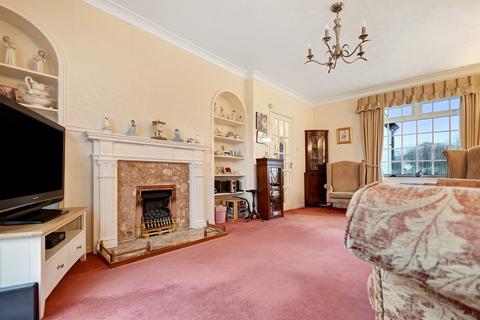 3 bedroom semi-detached house for sale, Horsforth, Leeds LS18