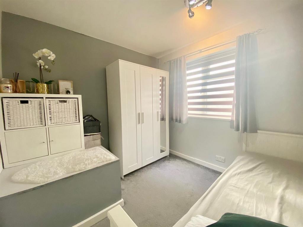Bedroom 3.jpg