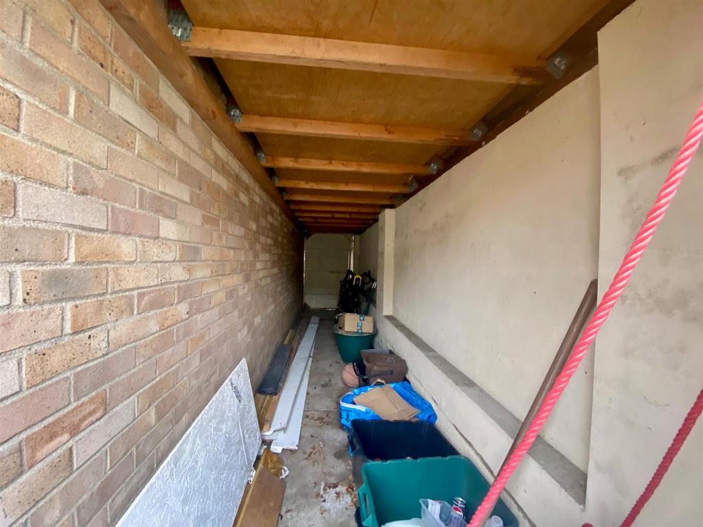 Alley Access.jpg