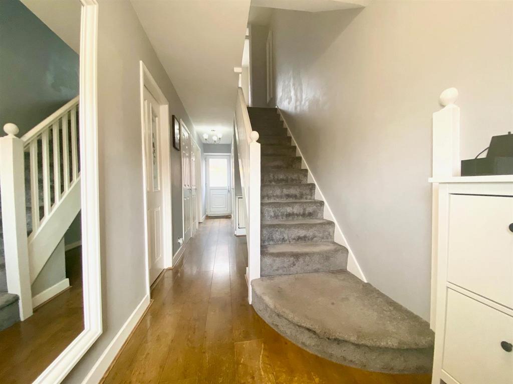 Hallway.jpg