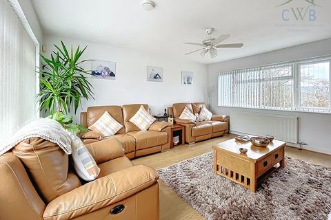 2 bedroom detached bungalow for sale, Gorham Close, Snodland, ME6