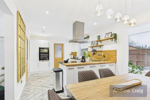 4 bedroom semi-detached house for sale, Highfield Road, South Shields