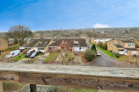 undefined, Manor Court